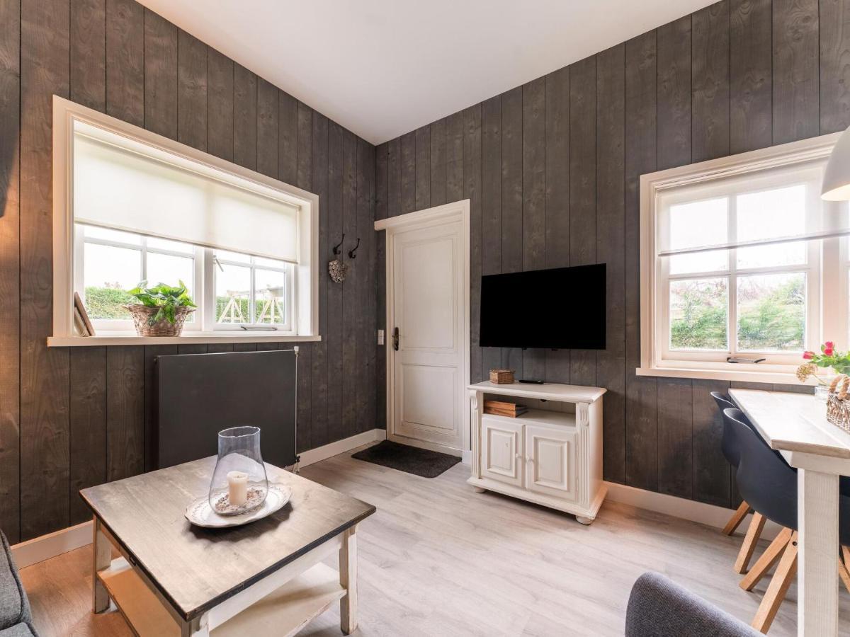 Quaint Summer Holiday Home In Egmond Binnen Eksteriør billede